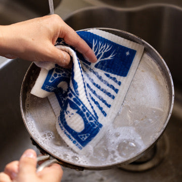 Kei & Molly Textiles Winter Night Sponge Cloth in use.