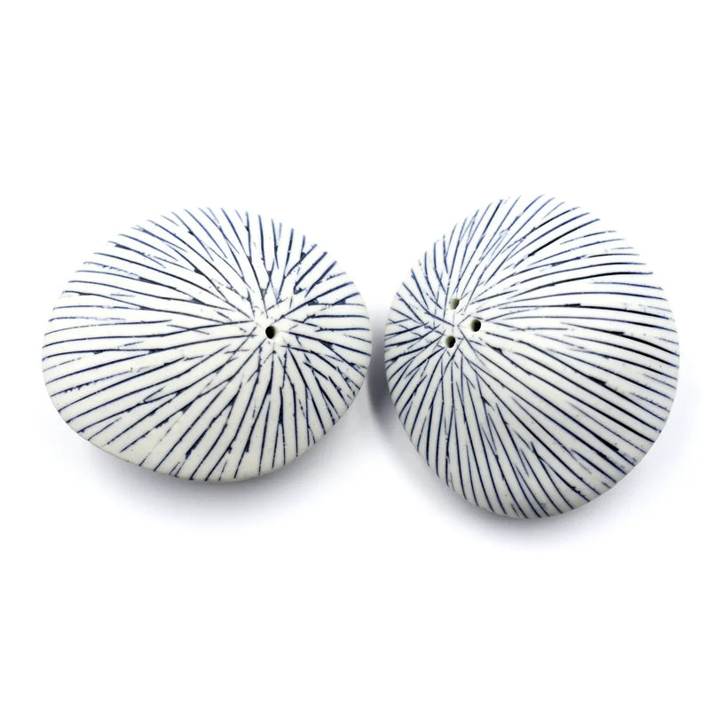 Art Floral Trading- Sea Shell Salt & Pepper Shaker, from above