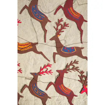 East End Press Reindeer Garland