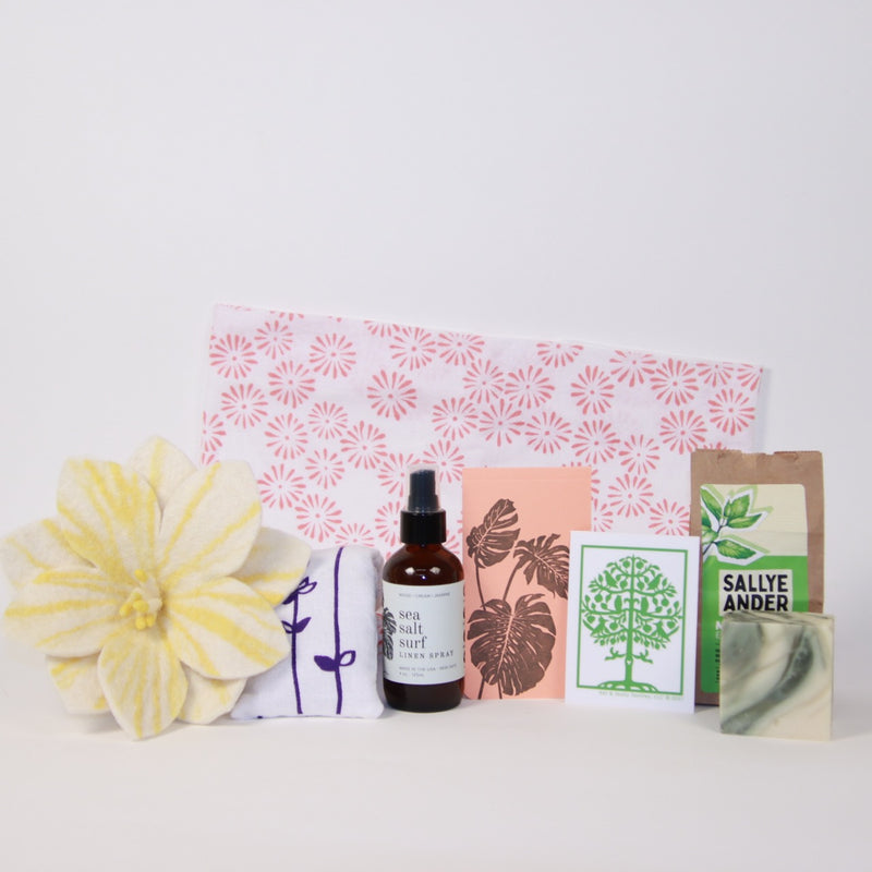 Botanical Love- Holiday Gift Box