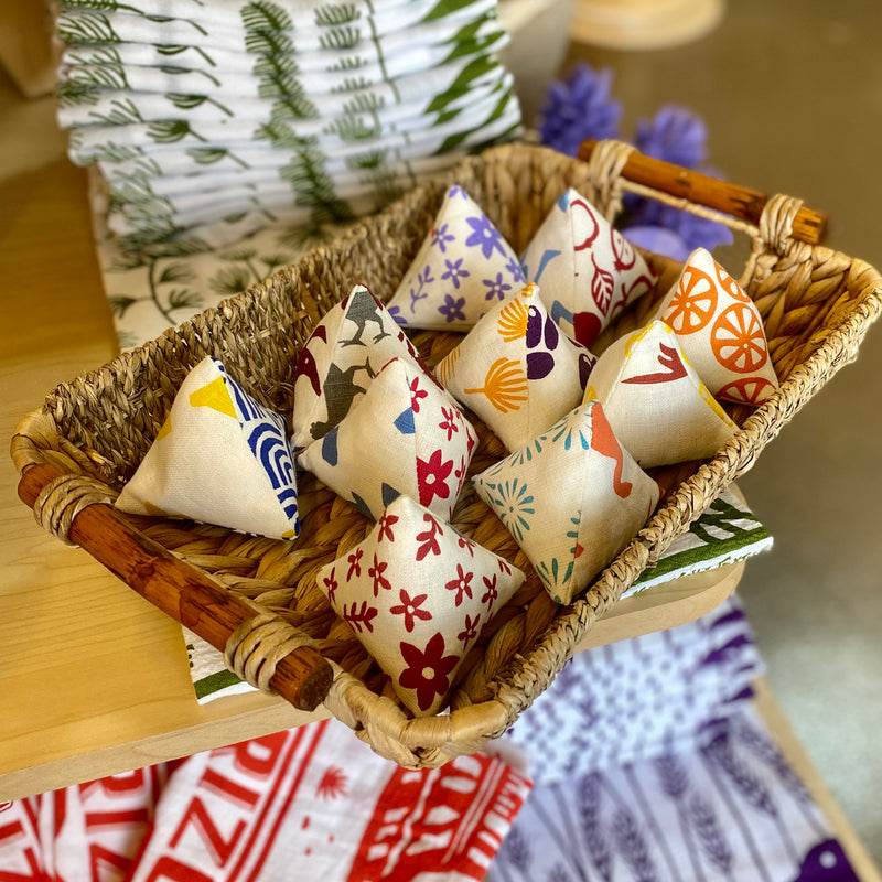 Pyramid Pincushion