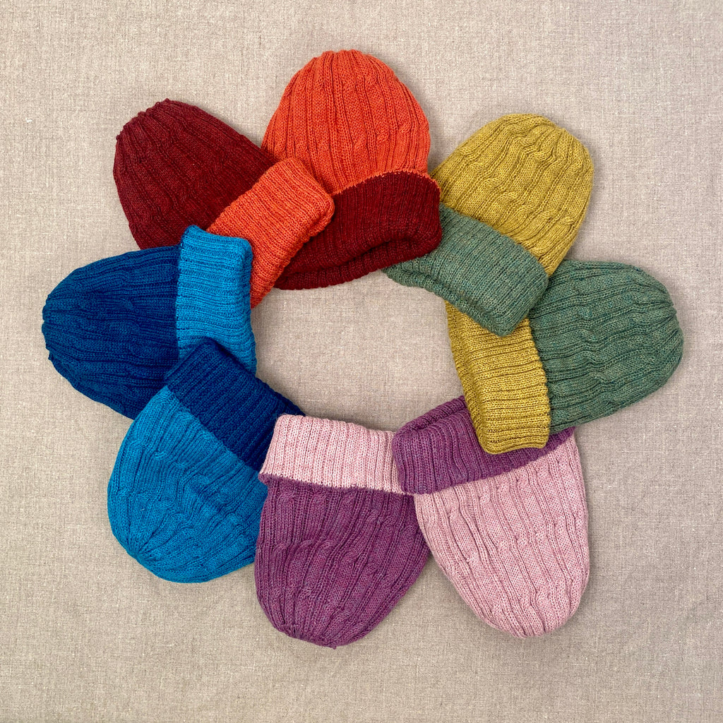 WUAMAN - Reversible Baby Alpaca Beanie - Cable Knit