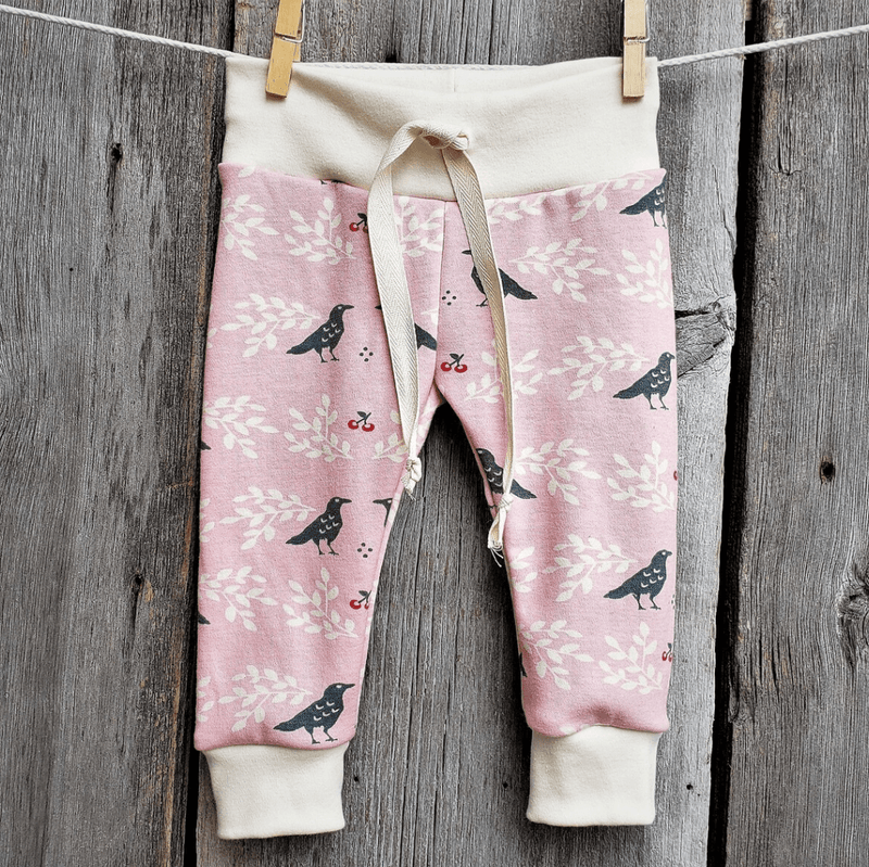Kinder Sprouts leggings.