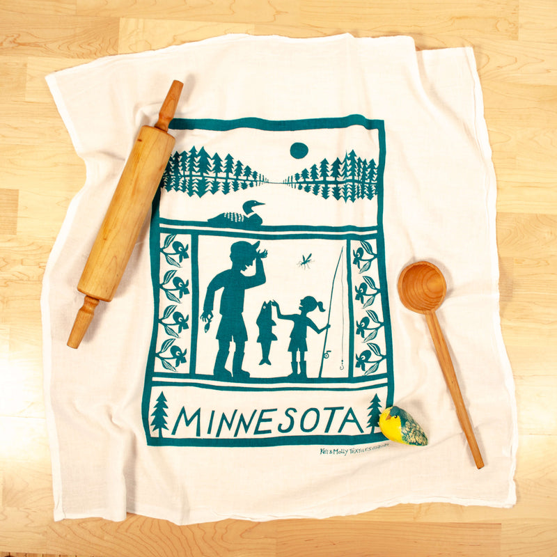 Kei & Molly Minnesota Flour Sack Dish Towel in Full View.