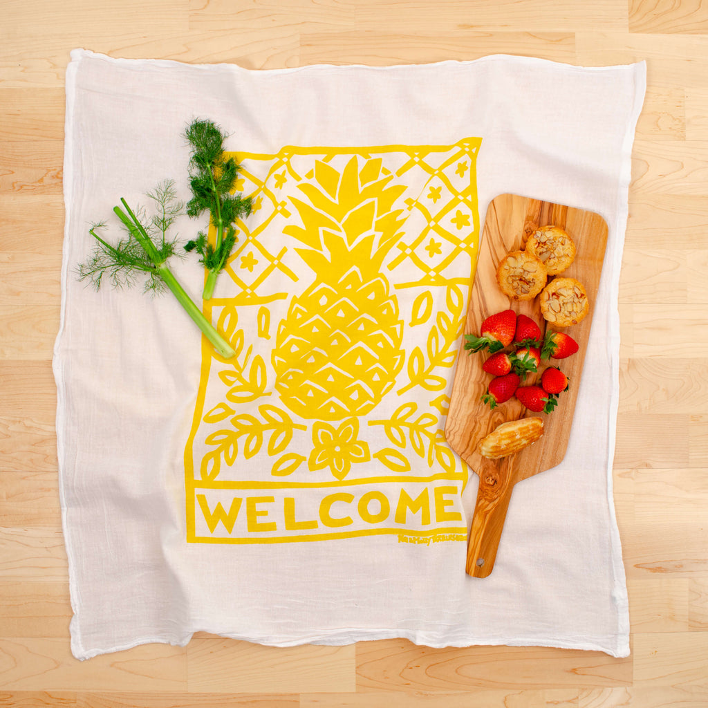 Kei & Molly Pineapple Flour Sack Dish Towel in Yellow with Props