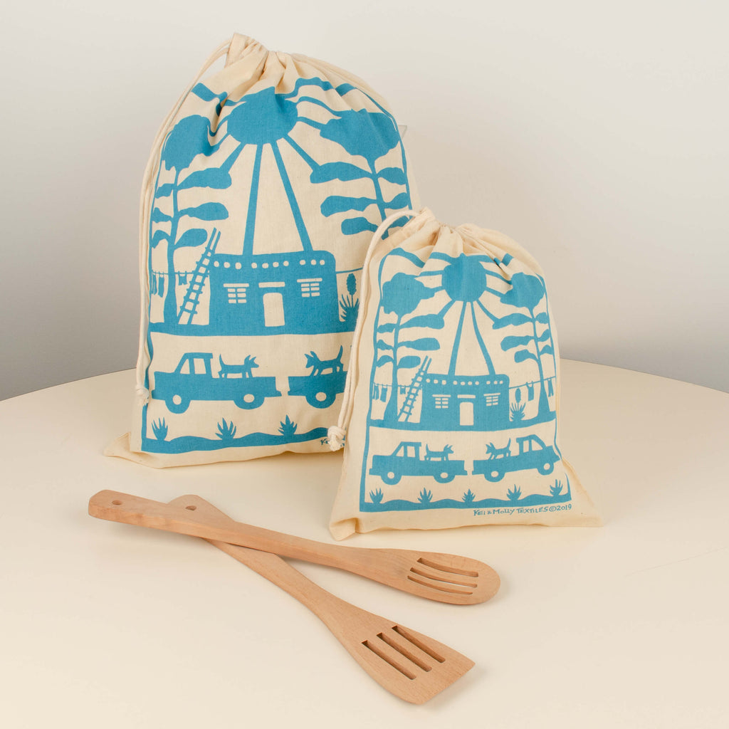 Kei & Molly Reusable Cloth Bag Set in Adobe House Design in Turquoise with Props