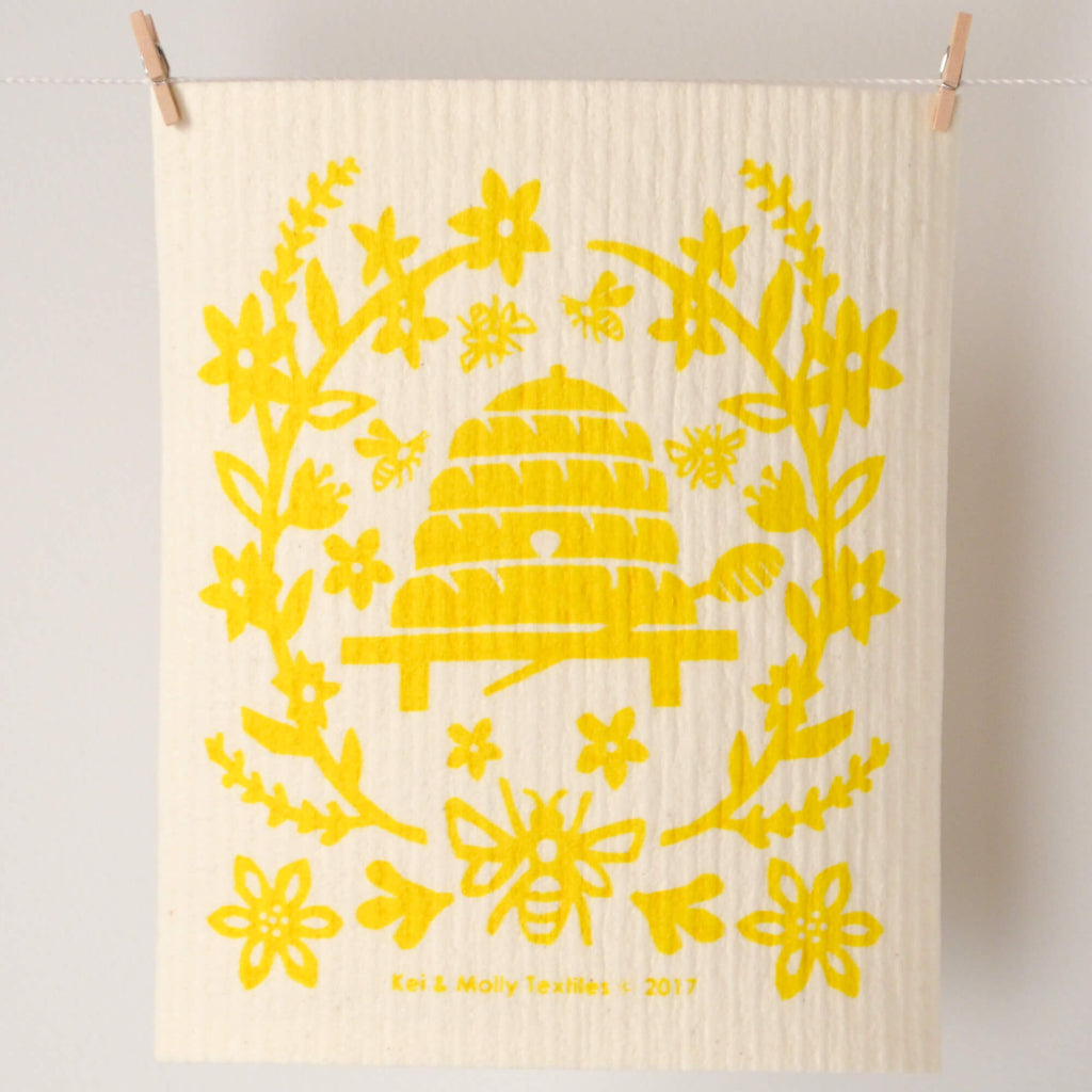 Kei & Molly Sponge Cloth with Bees Design in Yellow