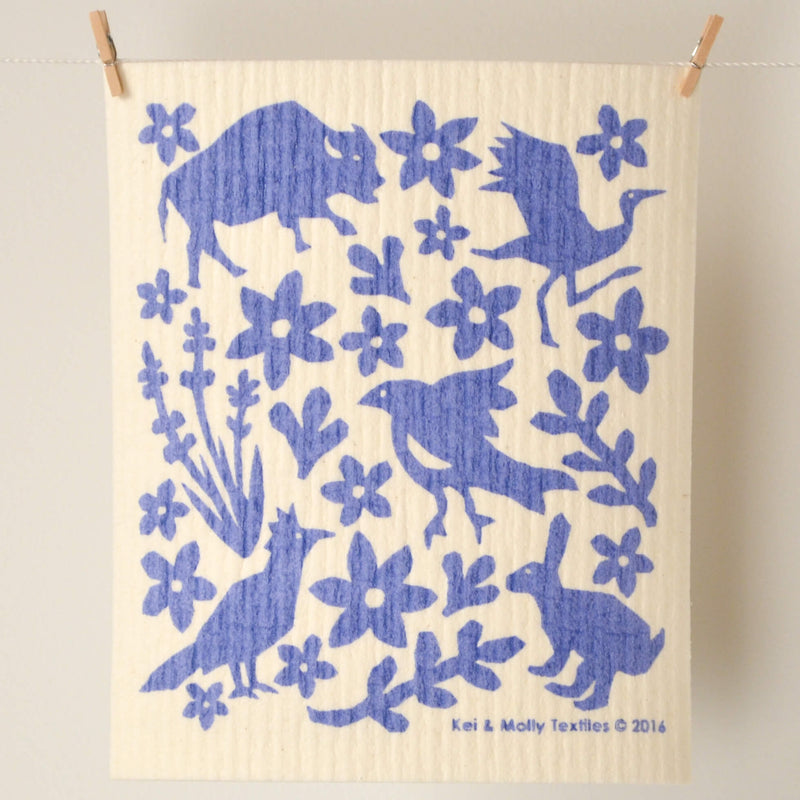 Kei & Molly Sponge Cloth with Buffalo & Friends Design in Steel Blue