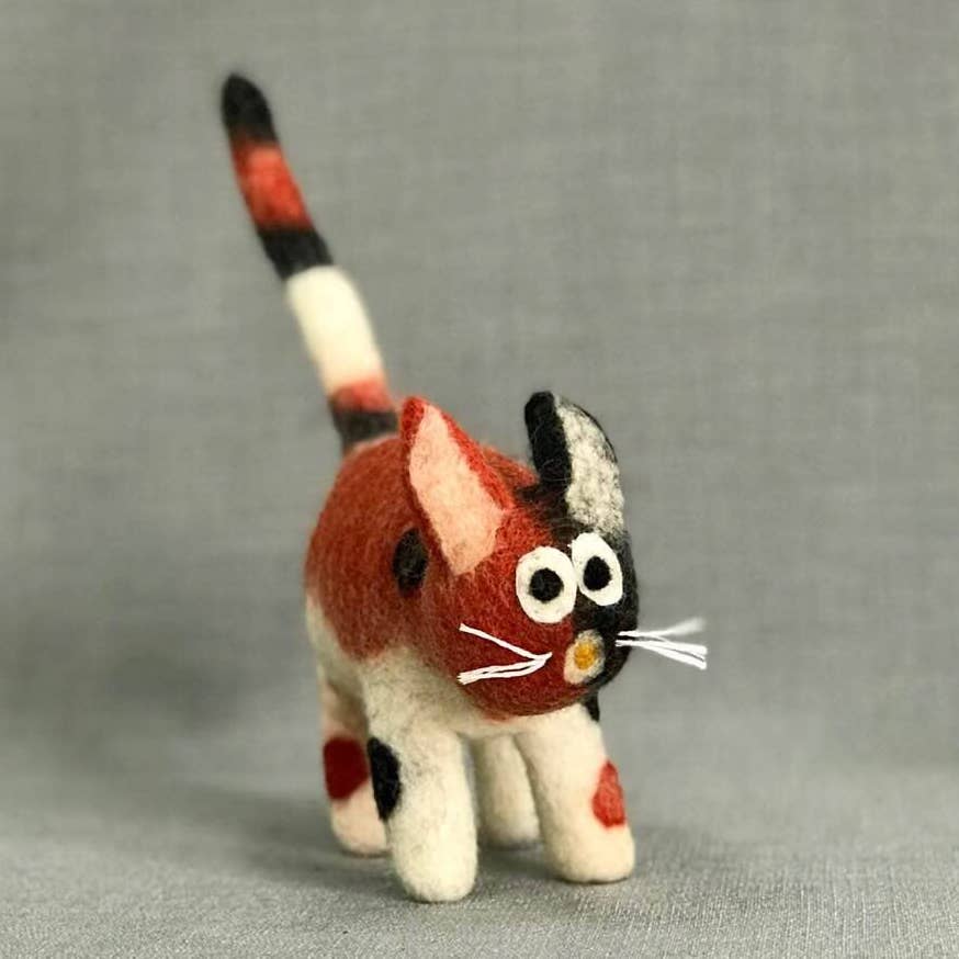 Calico Felt Cat.